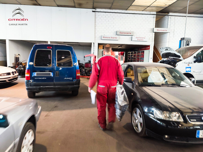 Galeria de Taller concesionario oficial de Citroen en Aranda de Duero